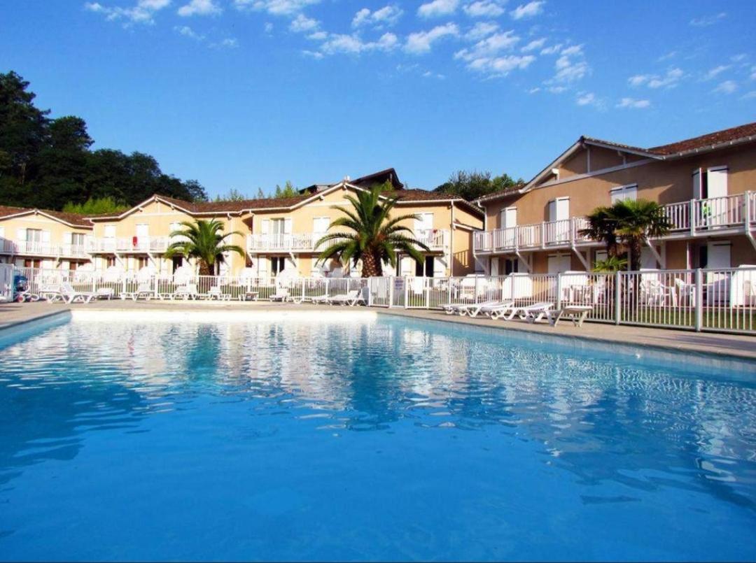 Apartmán Petit Oasis Avec Piscine Anglet Exteriér fotografie